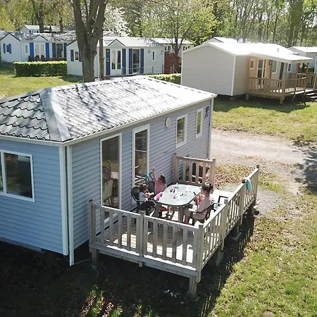 Camping Le Balcon De La Baie Saint-Marcan Exterior photo