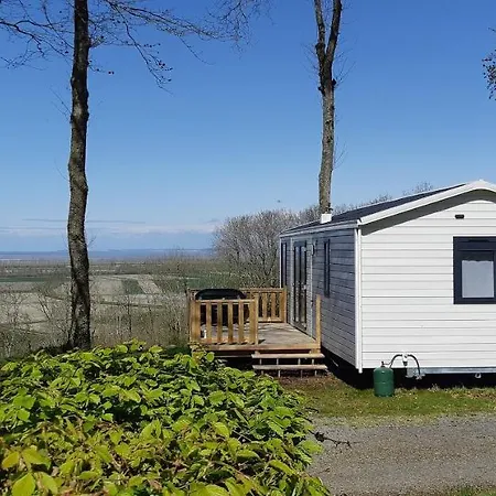 Camping Le Balcon De La Baie Saint-Marcan Exterior photo